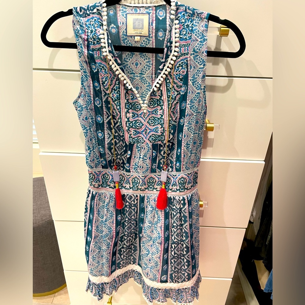 Bell dress size small